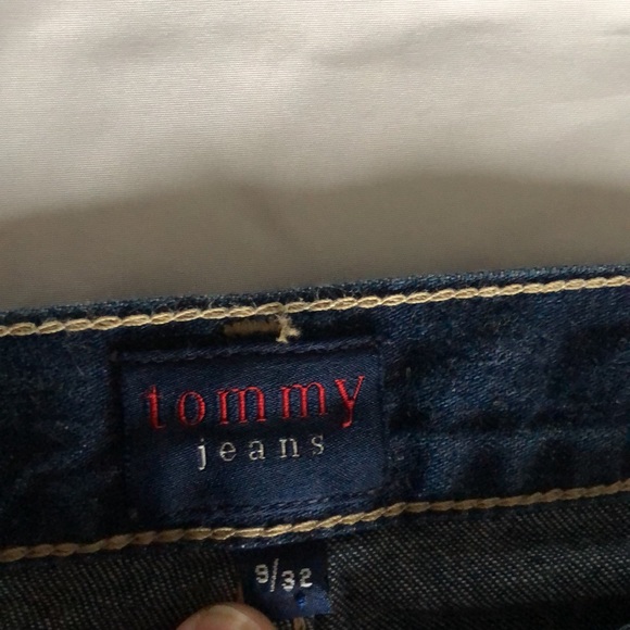 Women’s size 9/32 Tommy blue jeans button up - Picture 3 of 11